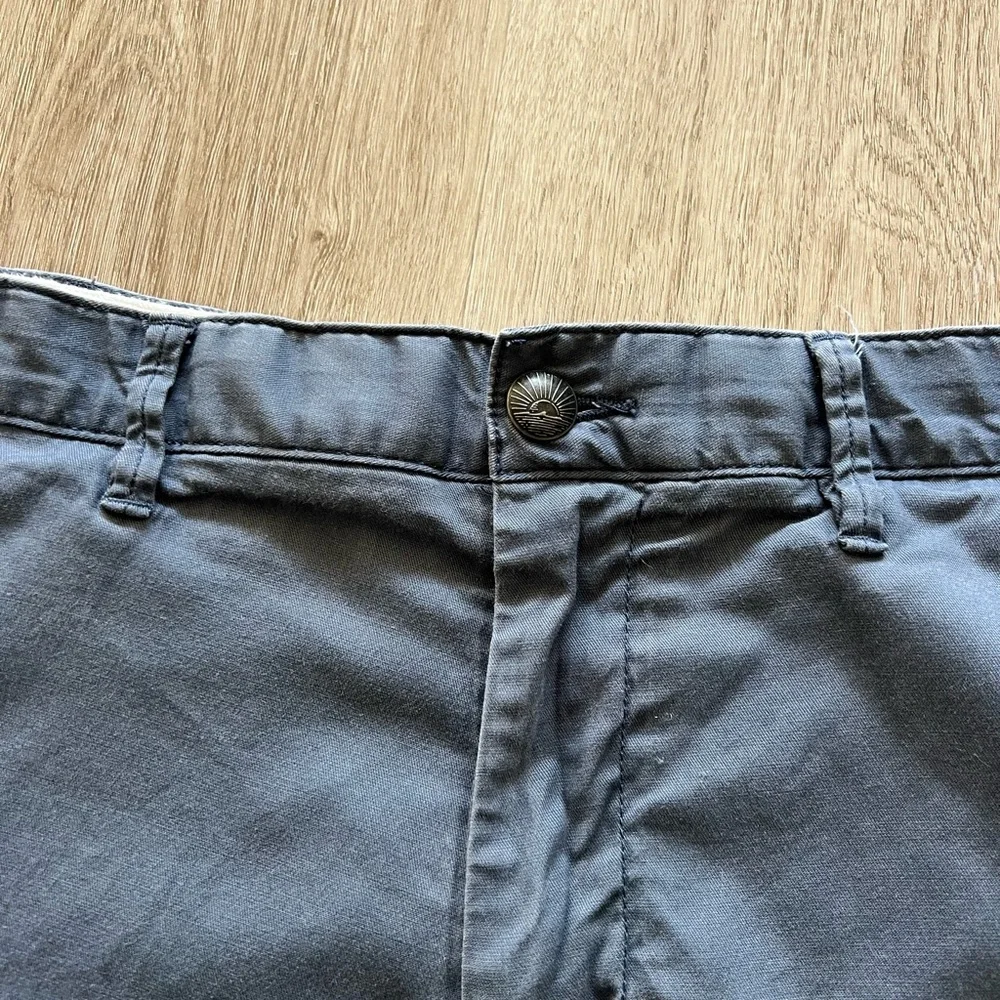 Faherty Men's Charcoal Flat Front Shorts